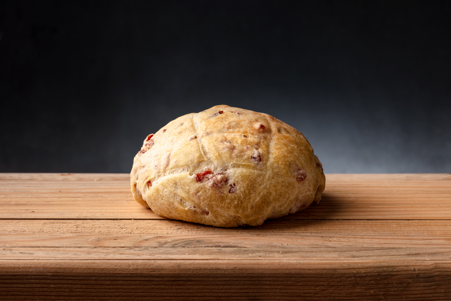 2x Brioche MELONPAN gusto salato con caciocavallo podolico e soppressata irpina