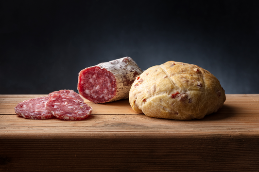 2x Brioche MELONPAN gusto salato con caciocavallo podolico e soppressata irpina